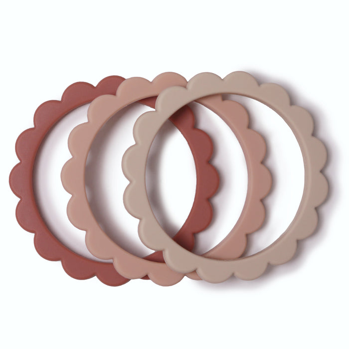 Mushie silikoninen purulelu/rannekoru - kukka (blush/rose/sand)