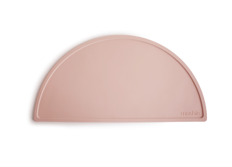 Mushie silikoninen ruokailualusta (Blush)