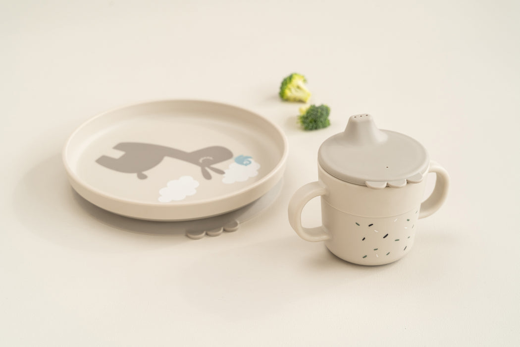 Done by Deer ensiastiasetti Lalee vauvalle