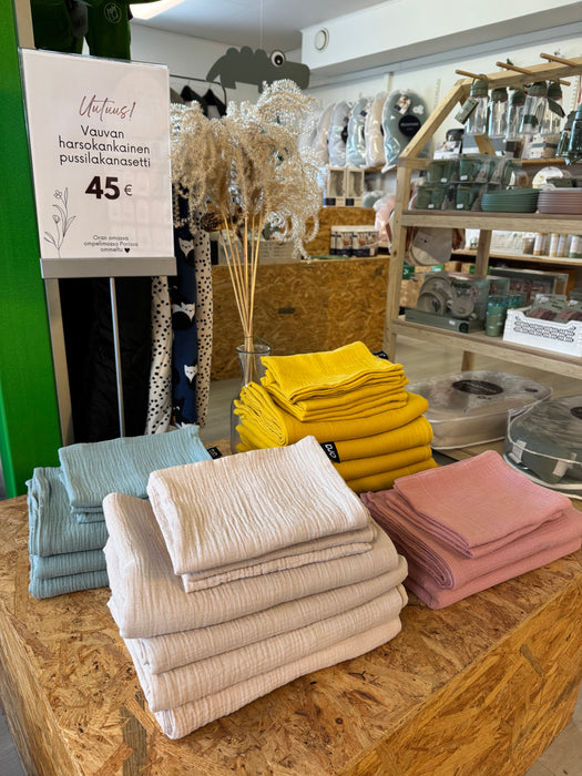 Oran kotimainen vauvan harsokankainen pussilakanasetti 