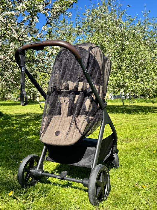 Oran perinteinen hyönteissuoja Oiva rattaissa