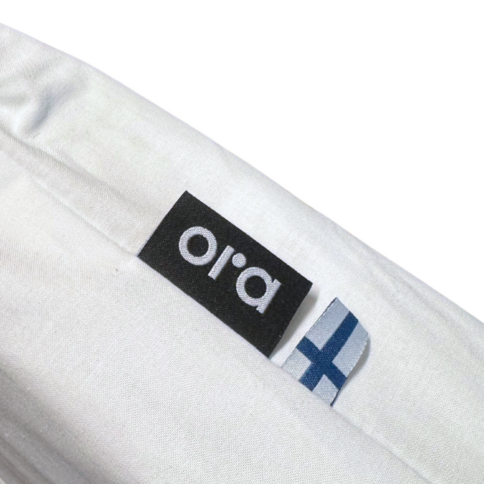 Ora kotimainen pinnasangyn patja Suomen lippu