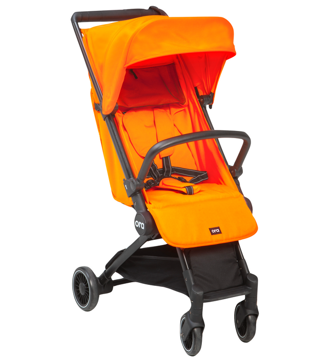 Aina-matkarattaat ja vauvaosa/kantokassi