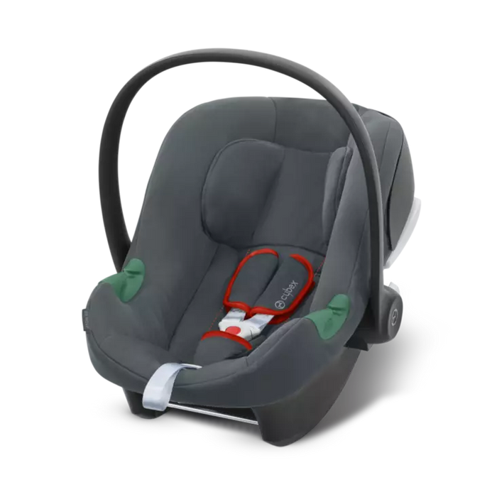 Cybex Aton B2 i-Size turvakaukalo ja Base One -telakka