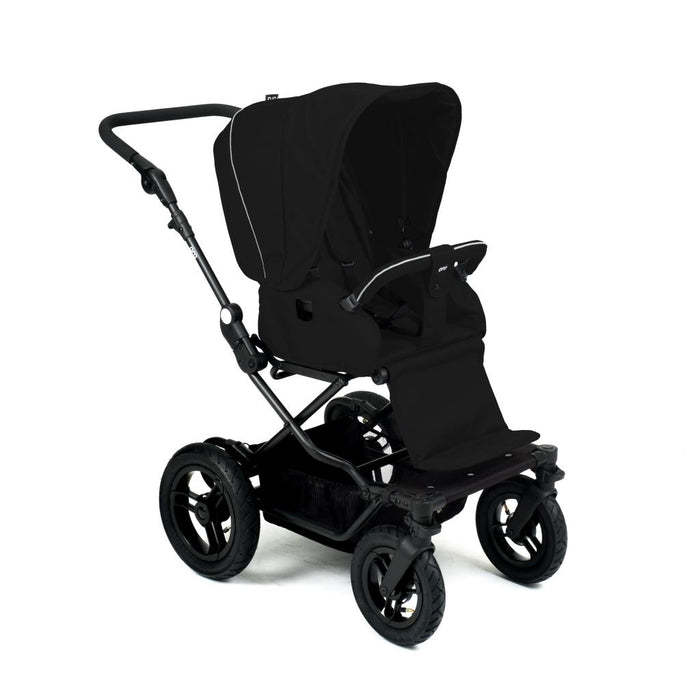 Ora Unto lastenrattaat kääntyvillä renkailla musta väri