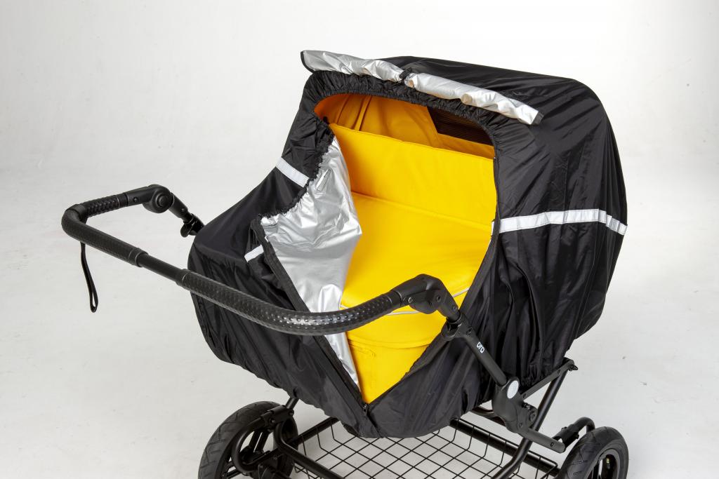 Ora Sisu sadasuoja kaksostenvaunuihin auki